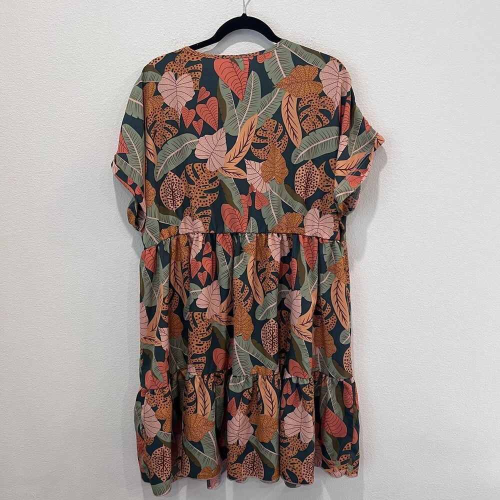 Women’s Plus V-neck Loose Tiered Mini Dress 2XL Floral Vacation Party Summer - Picture 6 of 8
